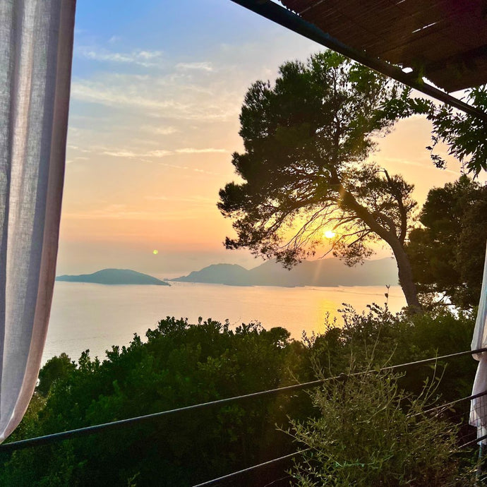 GITA FUORI PORTA in Liguria: Tramonti mozzafiato, poesia e cultura, trekking per tutti!